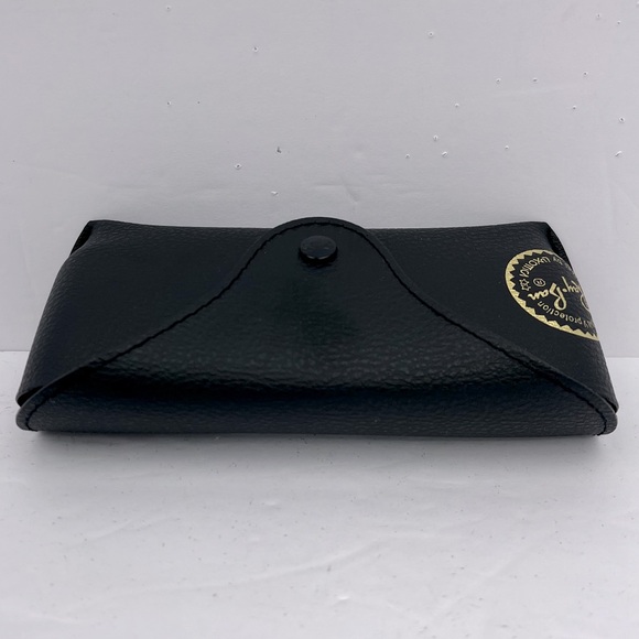 RAY-BAN FAUX PEBBLED LEATHER BLACK GLASSES CASE, UNISEX, BUTTON CLOSURE - Picture 3 of 12